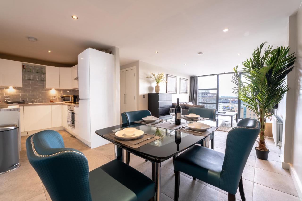 Belfast Quarters: 10Th Floor Gem Apartment Ngoại thất bức ảnh